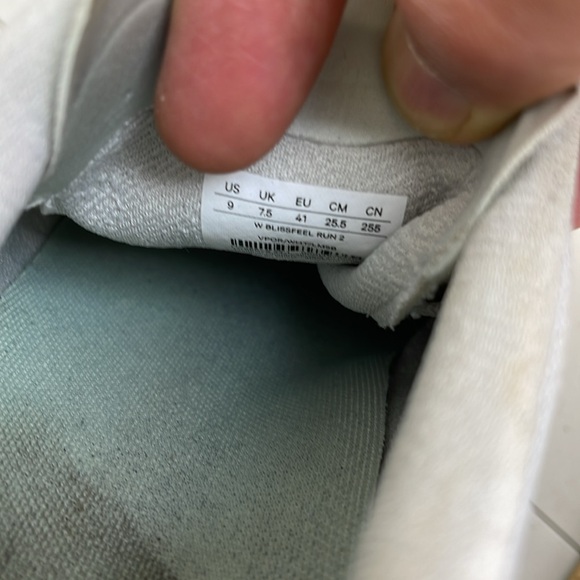 LULULEMON Blissfeel run 2 Women’s Running Shoes - Sz 9 Special Edition - Picture 4 of 13